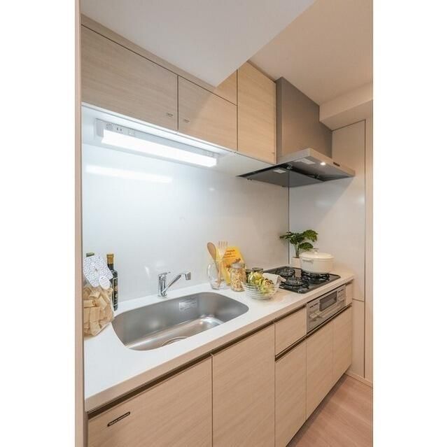 キッチン　写真は同タイプ住居です。