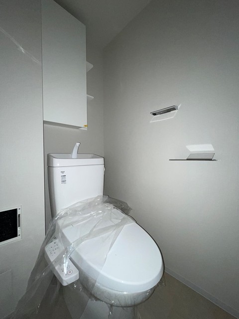 トイレ　※写真は同タイプ住戸です。