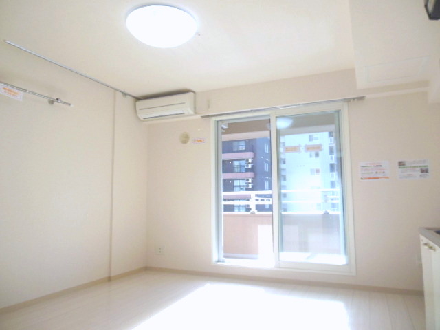 その他部屋・スペース　南向きで日当たり良好なお部屋♪