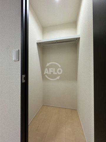 収納　フジパレス福島I番館　ウォークインクローゼット
