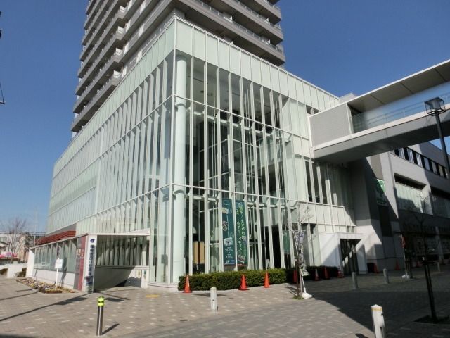 図書館　篠崎図書館（図書館）まで470m