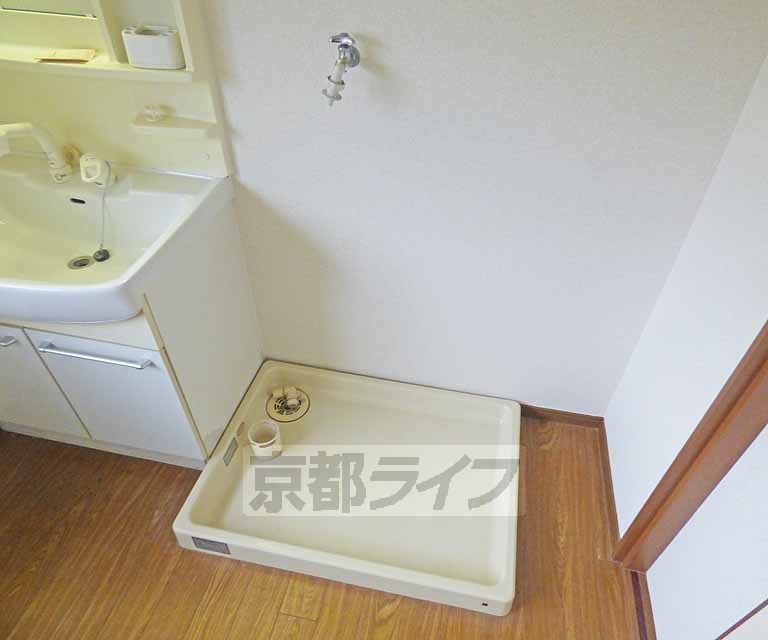 その他設備　室内洗濯機置きです。