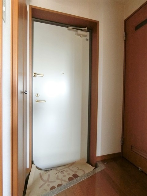 玄関　図面と現状に相違がある場合には現状を優先