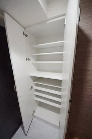 玄関　先行申込受付中♪お電話がご案内スムーズです♪オンラインもOK