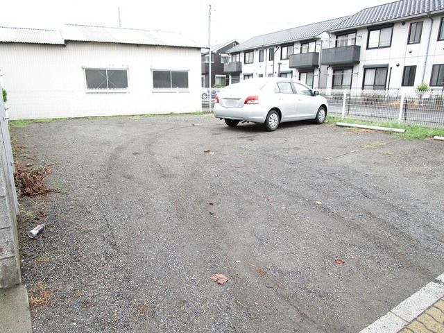 駐車場　★敷地内に駐車場もあります★