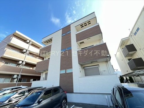 建物外観　設備充実！築浅１LDK