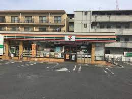 コンビニ　セブンイレブン岡山津島笹が瀬店（コンビニ）まで988m
