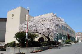 中学校　岡山市立京山中学校（中学校）まで1445m