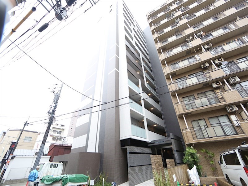 建物外観　外観　宅配ＢＯＸ　オートロック　防犯カメラ