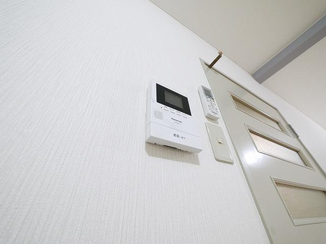 セキュリティ　モニター付きインターホンです