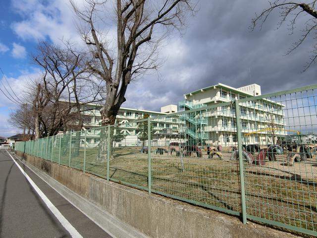 小学校　春日井市立大手小学校（小学校）まで211m