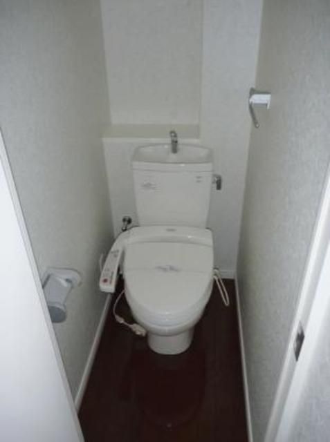 トイレ　※別部屋のお写真です。