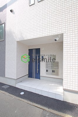 エントランス　建物の内部です