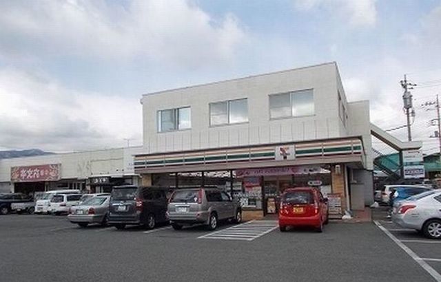 コンビニ　セブンイレブン裾野茶畑店（コンビニ）まで450m