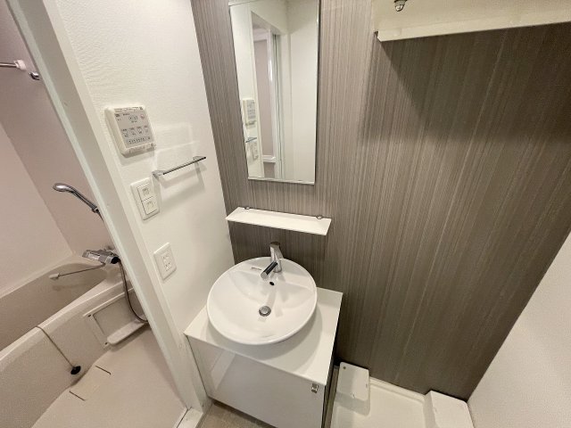洗面設備　使いやすい洗面所です