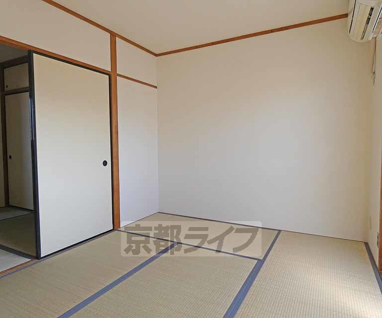 居室・リビング　キッチンです。