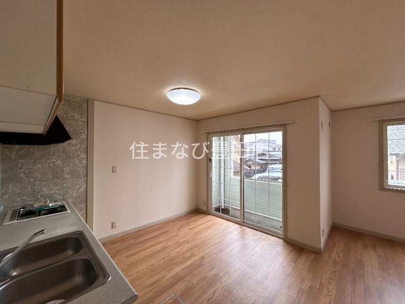 居室・リビング　同型別部屋写真