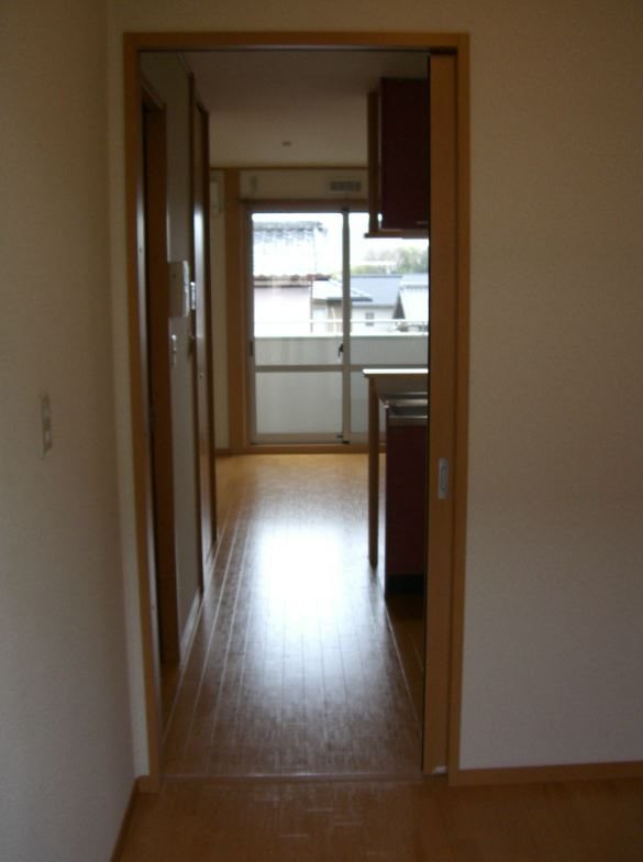 玄関　※他部屋参照