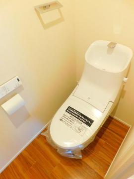 コレクション名駅IIIのトイレ写真