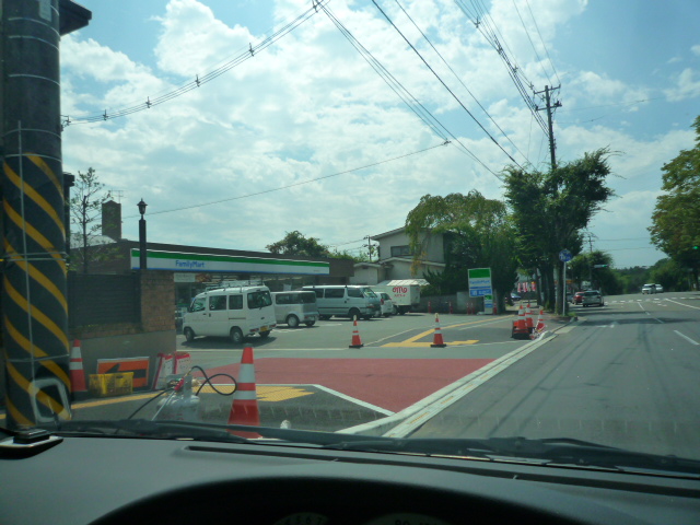 コンビニ　ファミリーマート仙台八木山店（コンビニ）まで444m