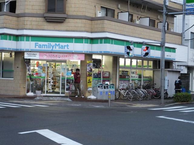 コンビニ　ファミリーマート武蔵境二丁目店（コンビニ）まで603m