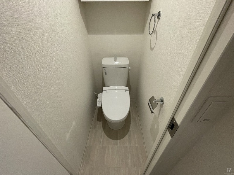 コンフォリア・リヴ靭公園のトイレ写真