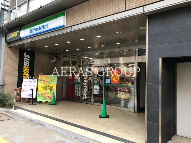コンビニ　ファミリーマート御茶ノ水駅前店（コンビニ）まで174m