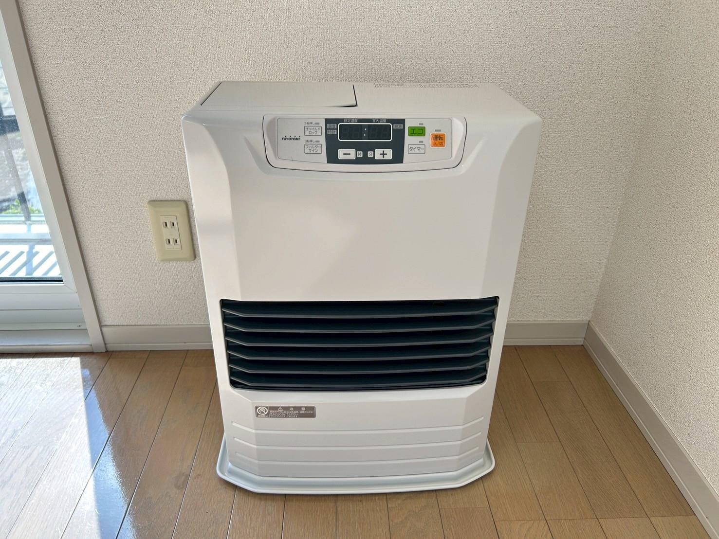 その他設備　灯油ＦＦストーブ