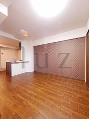 スプランディッド新横浜の居間写真