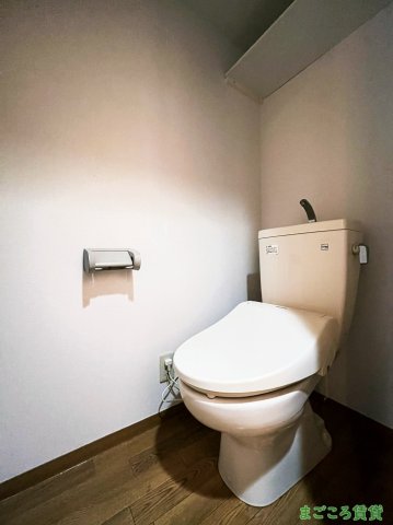 レフィナード恵美須のトイレ写真