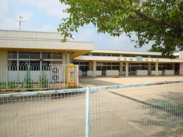 幼稚園・保育園　伏見保育園（幼稚園・保育園）まで640m