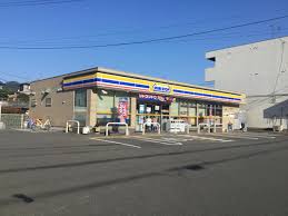 コンビニ　ミニストップ 福岡香椎6丁目店（コンビニ）まで886m