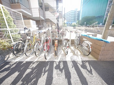 その他共有部分　敷地内駐輪場完備！