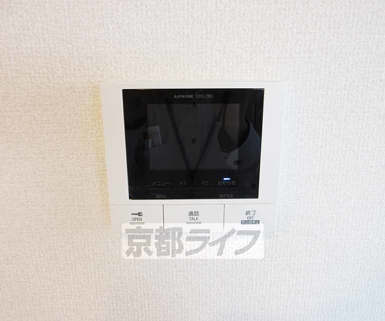 セキュリティ　カメラ付きのインターホンです・