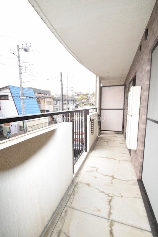 小田急小田原線 本厚木駅 徒歩13分 3階建 築32年の内装写真
