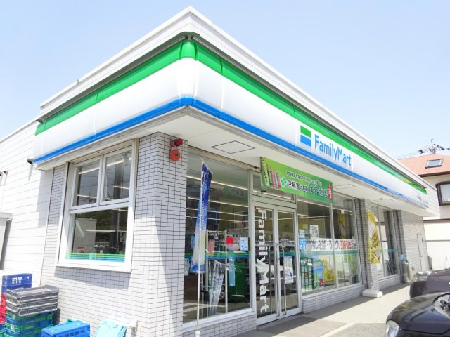 glisten courtの周辺写真