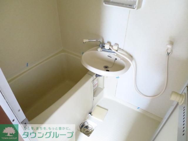ＪＲ山手線 高田馬場駅 徒歩10分 2階建 築30年の内装写真