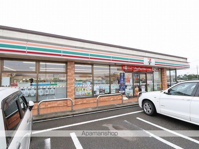 コンビニ　セブンイレブン（コンビニ）まで1517m