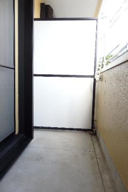 阪急宝塚線 川西能勢口駅 徒歩15分 2階建 築31年の内装写真