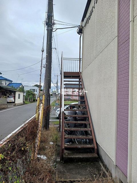 東武伊勢崎線 韮川駅 徒歩27分 2階建 築40年の外観写真