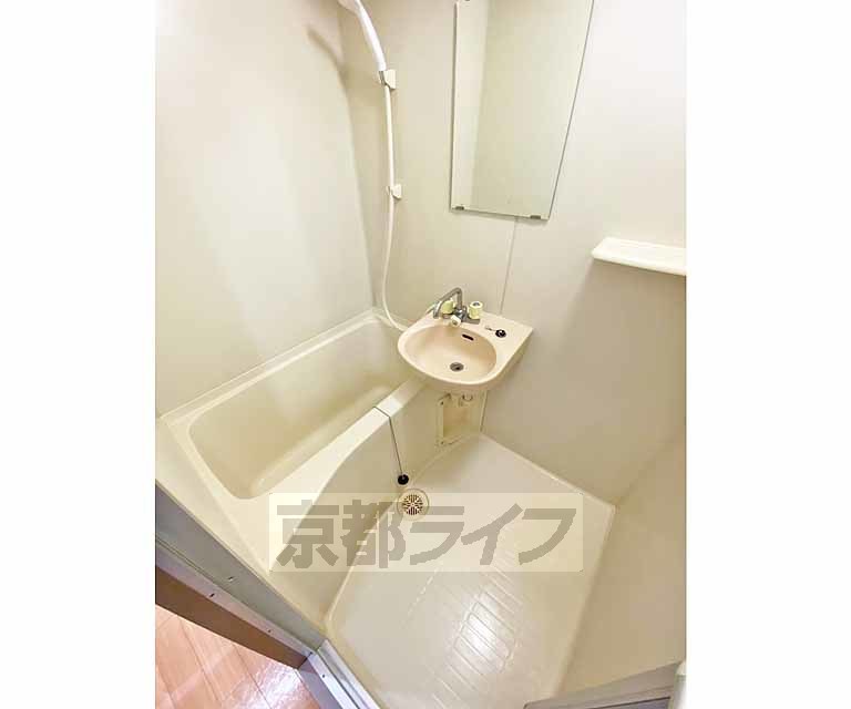 バス・シャワールーム　お風呂です