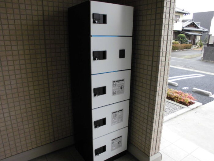 ＪＲ高崎線 籠原駅 徒歩4分 3階建 築9年の外観写真