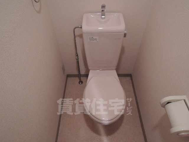 地下鉄鶴舞線 御器所駅 徒歩4分 4階建 築63年のトイレ写真