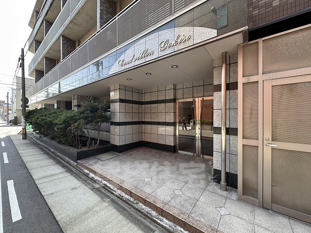 地下鉄鶴舞線 御器所駅 徒歩4分 4階建 築63年の外観写真
