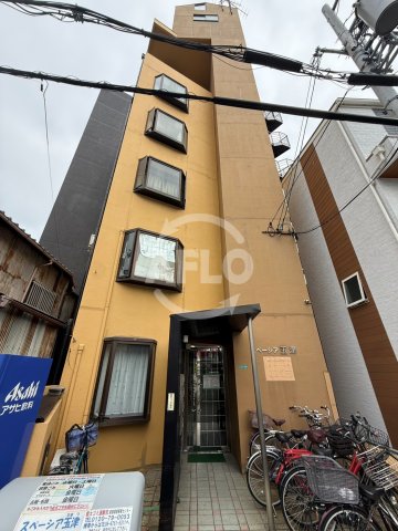 建物外観　スペーシア玉津　外観
