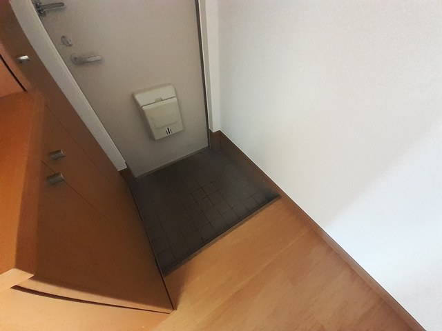 キャピタルリッチBの玄関写真