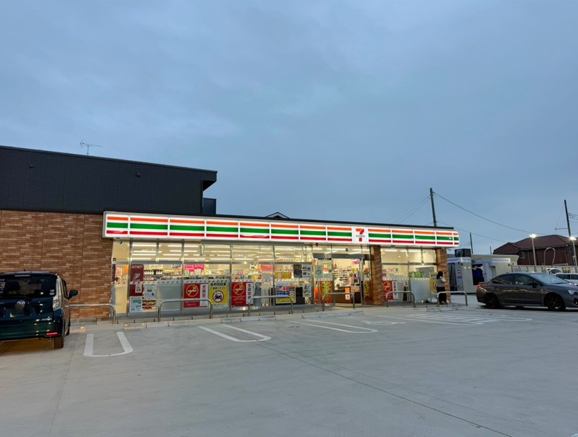 コンビニ　セブンイレブン大宮公園SS店（コンビニ）まで1017m
