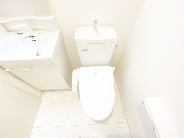 トイレ　ウォシュレット付トイレになります☆彡