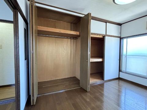 収納　クローゼット