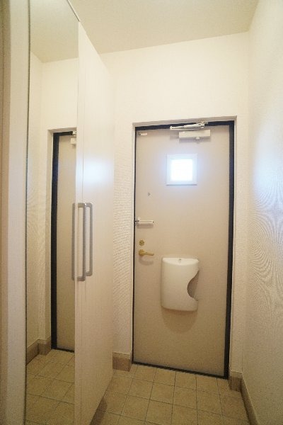 上毛電鉄 三俣駅 徒歩19分 2階建 築16年の玄関写真